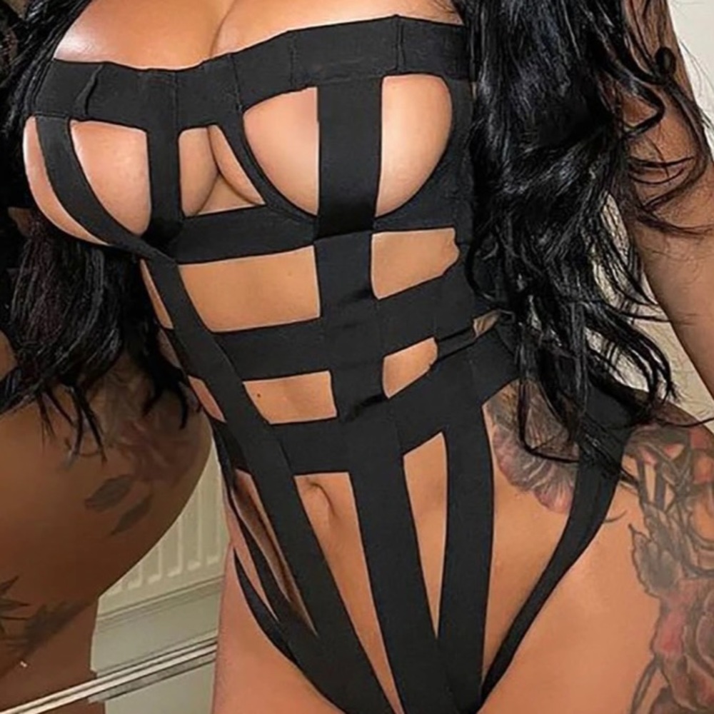 Fashion nova bondage teddy